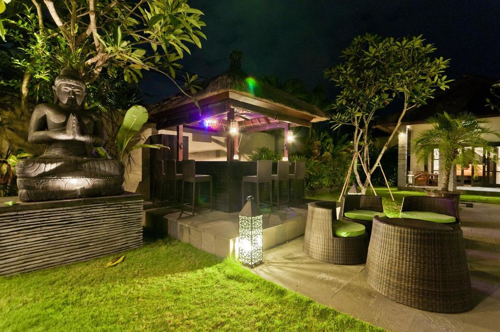 Villa Mahkota เซมินยัค ภายนอก รูปภาพ