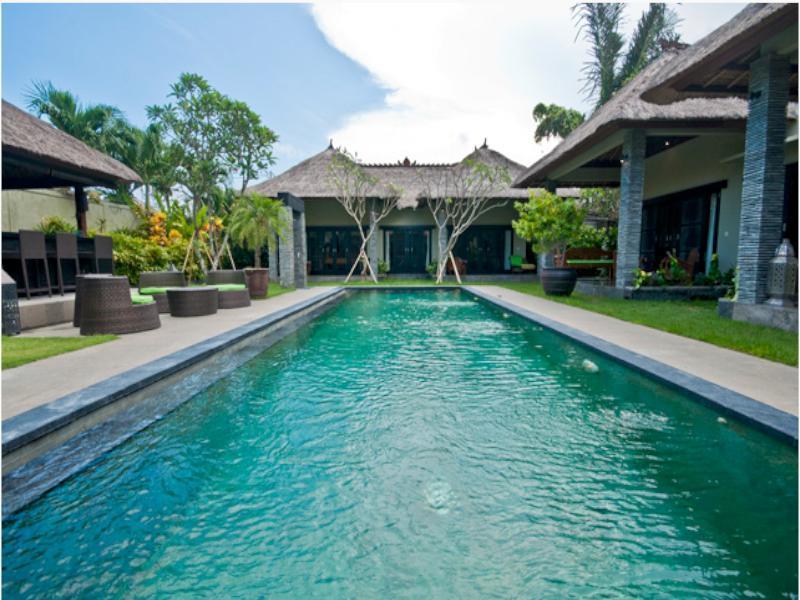 Villa Mahkota เซมินยัค ภายนอก รูปภาพ